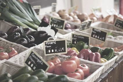 Gemüsestand auf provenzalischem Markt 2